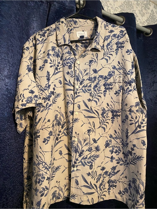 American Eagle Outfitters Other - American Eagle Outfitters Beige Button-Down Shirt with Navy Floral Print Size L